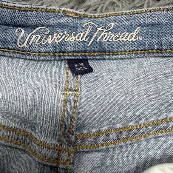 Universal ThreadsHigh Rise Straight Crop Jeans Size 6/28 - Picture 4 of 9